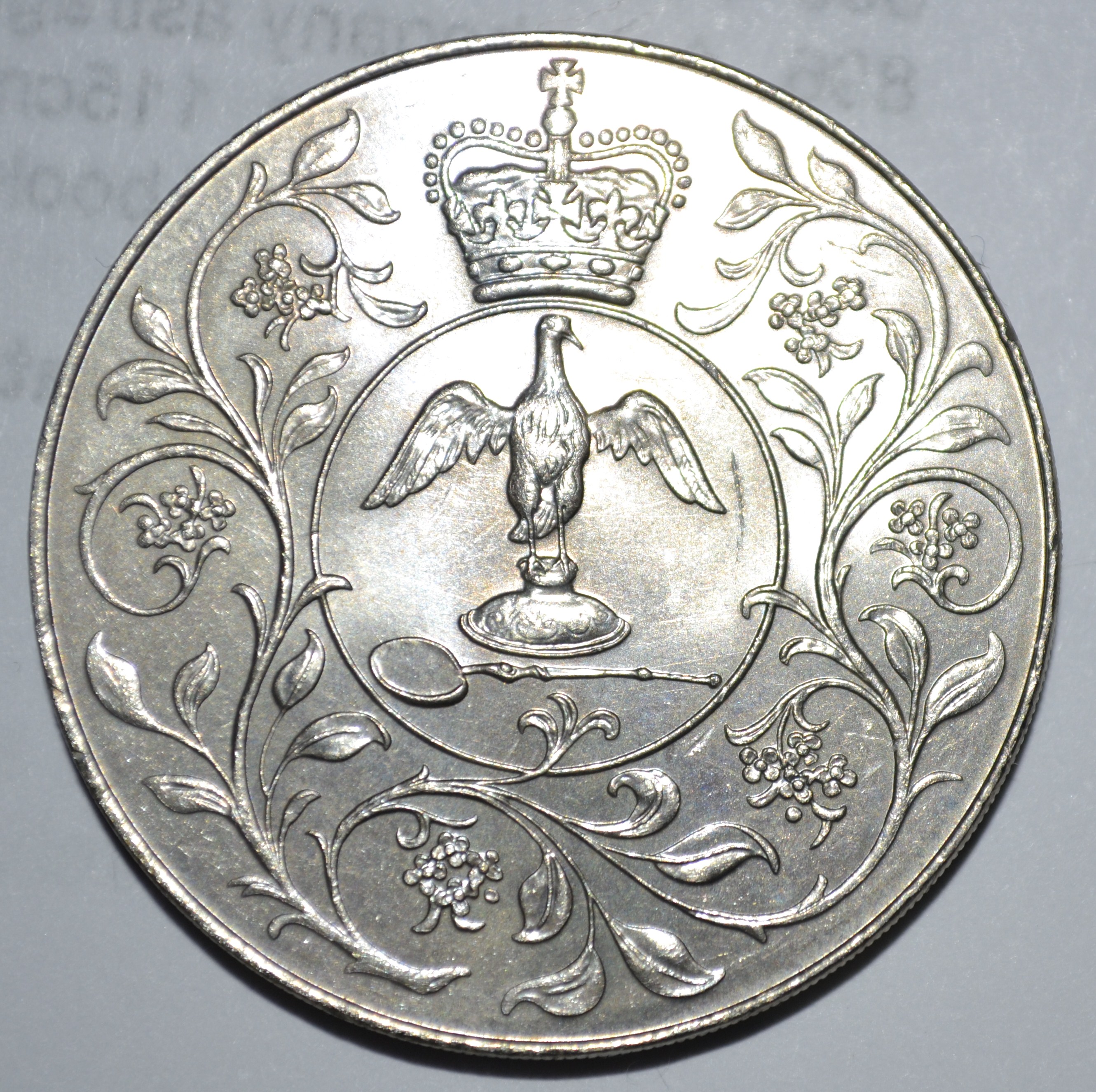 List 97+ Pictures 1977 Queen Elizabeth Ii Silver Jubilee Crown Coin Value Updated
